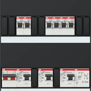 ABB Installatiedozen en -kasten 6x achter 3x 30mA + T + HS, 1-f Installatiekast Korting