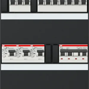 ABB Installatiedozen en -kasten 10x achter 3x 30mA = HS + C, 3-fasen HS in onderbak 110x220 Finale Uitverkoop
